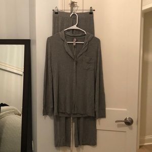 SKIMS Sleepwear set. New with tags. Size XXS.
